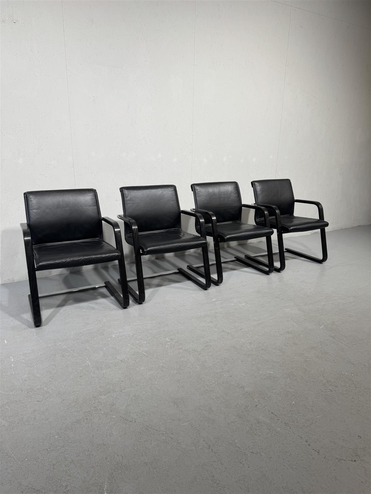 Wilkhahn tuolit (4kpl)