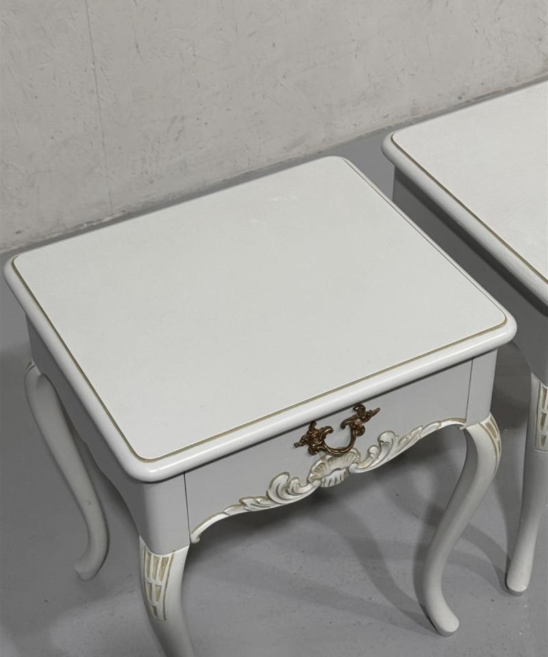 Vintage rokokoo yöpöydät (2 kpl)