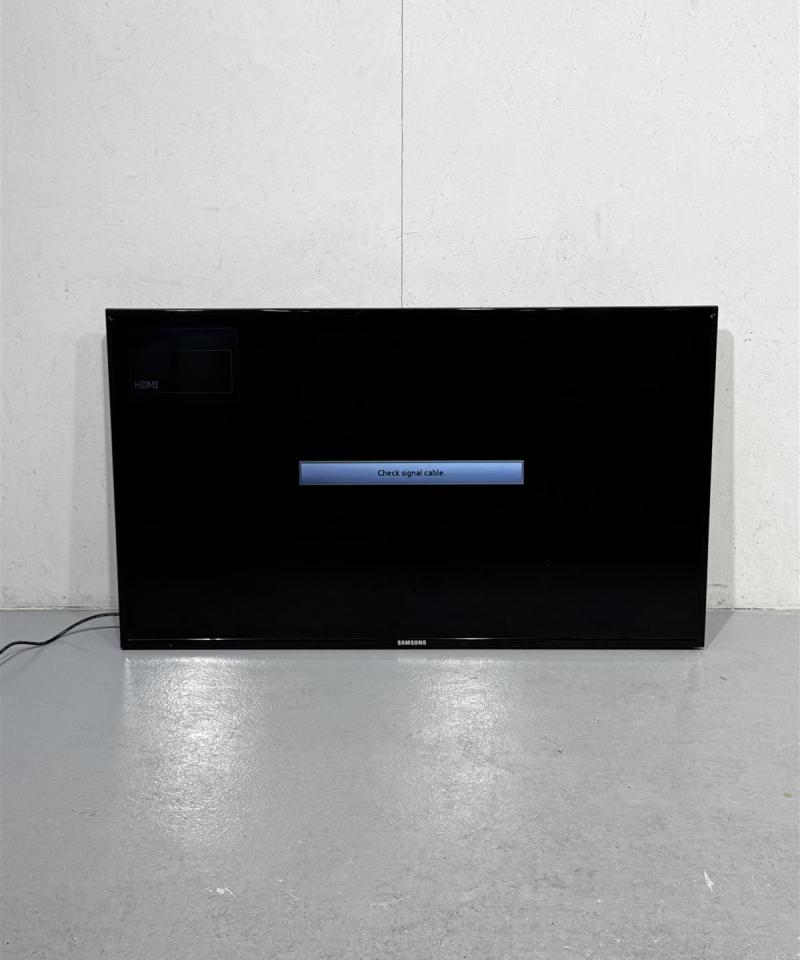 Samsung MD55B näyttö (5 kpl)