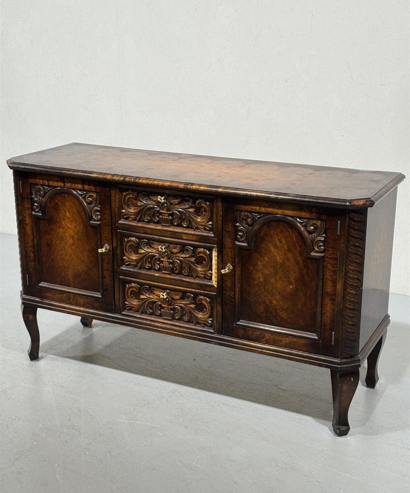 Vintage barokki senkki puu ruskea