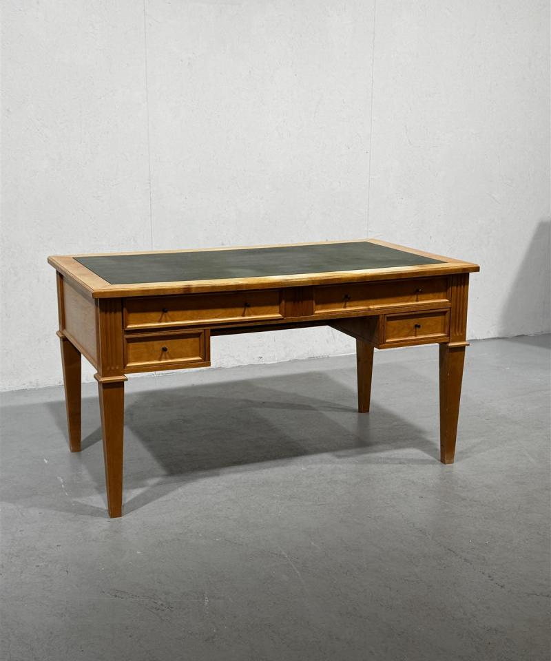 Boknäs klassinen kirjoituspöytä 140x80