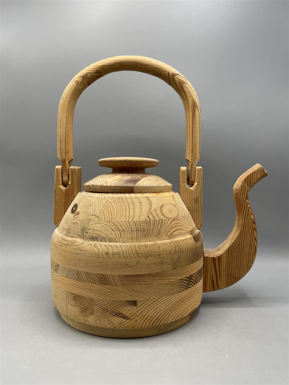 Puinen Teekannu koriste