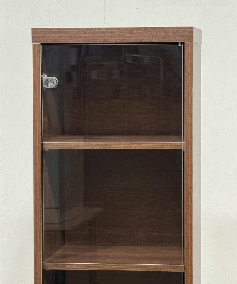 Vitriinikaappi ruskea