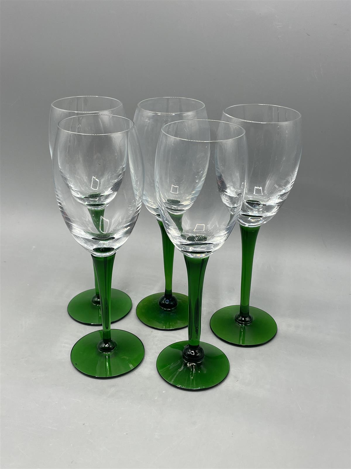 Nuutajärvi Traviata viinilasi 5kpl, Saara Hopea