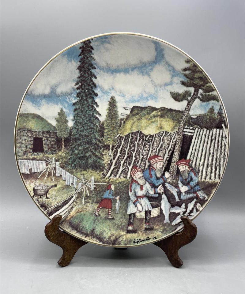 Arabia Art Lappi taidelautanen, Andreas Alariesto -82