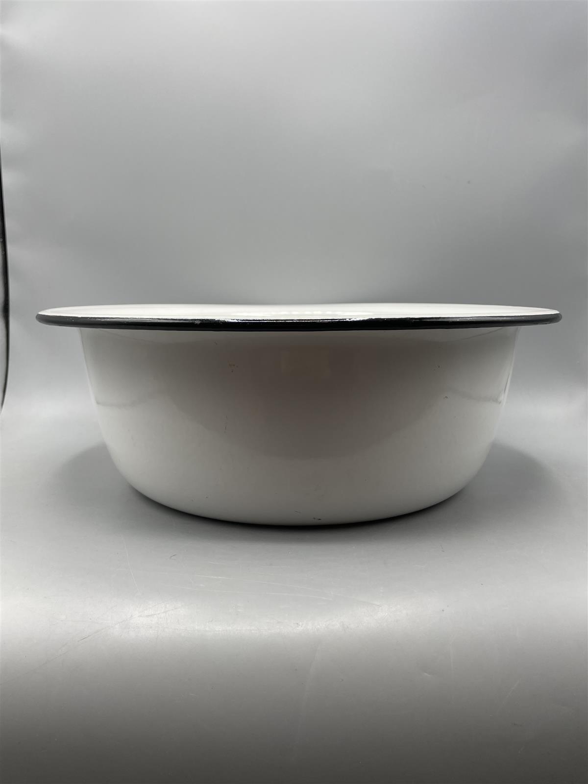 Vähäkyrö emali pesuvati