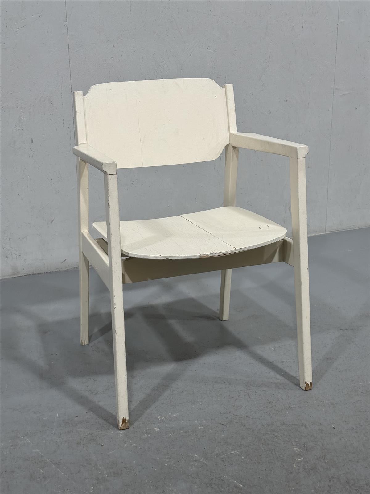 Vintage tuoli valkoinen