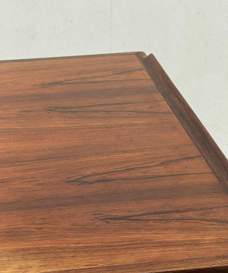 Arne Vodder työpöytä ja senkki '209' palisanteri, 1960-luku