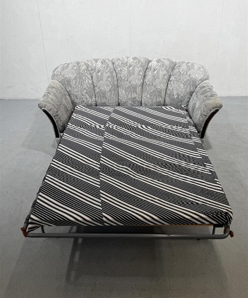 Vuodesohva 2 istuttava harmaa