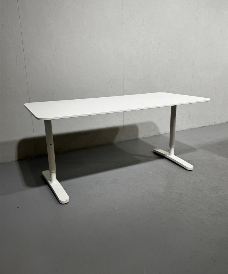 Ikea Bekant työpöytä 160x80cm