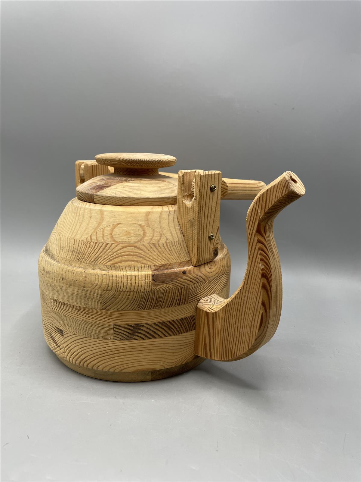 Puinen Teekannu koriste