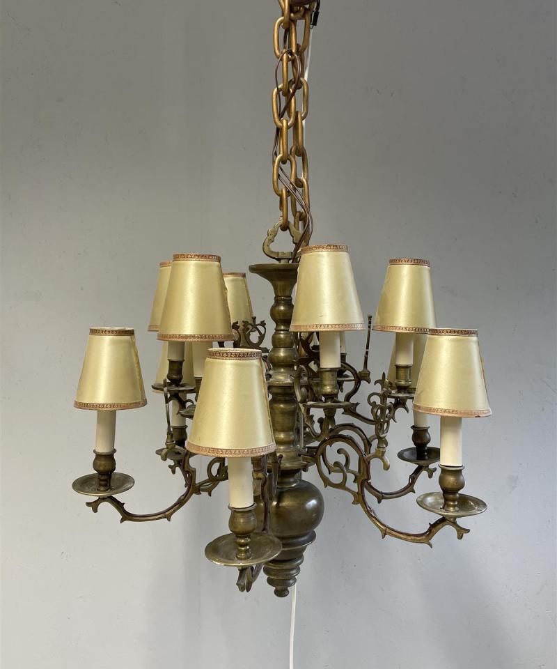 Vintage Barokkityylinen kattovalaisin 12-valopistettä