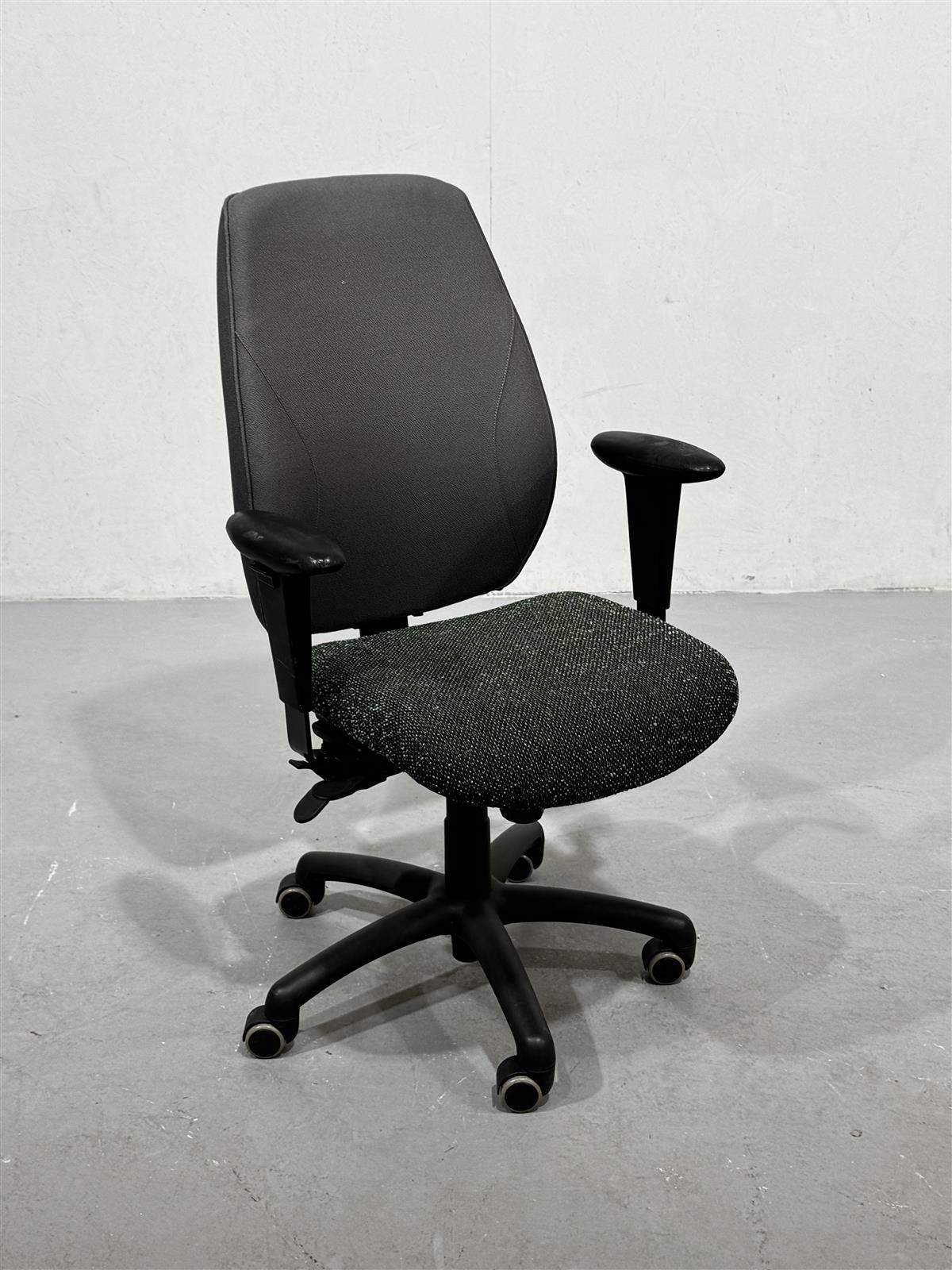 Isku toimistotuoli harmaa-kangas