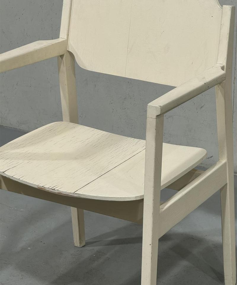 Vintage tuoli valkoinen