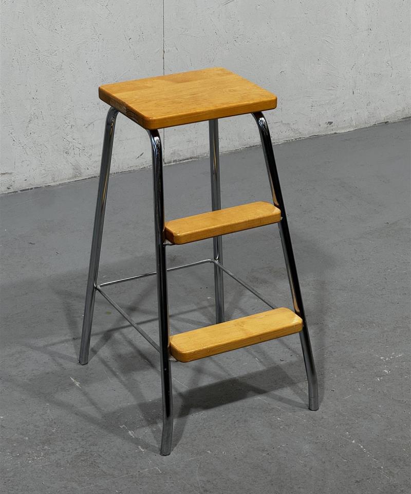 Keittiönjakkara 2 askelmaa