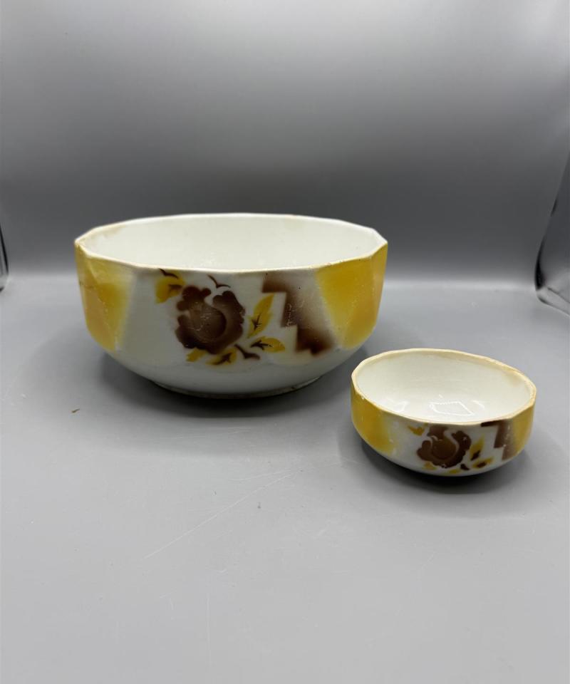 Arabia M-mallin kulho ja pieni kulho, puhalluskuviointi