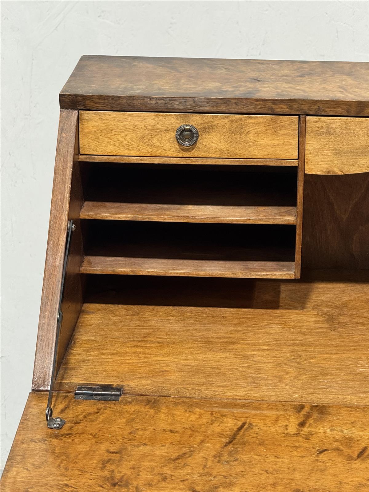 Rokokoo kirjoituslipasto