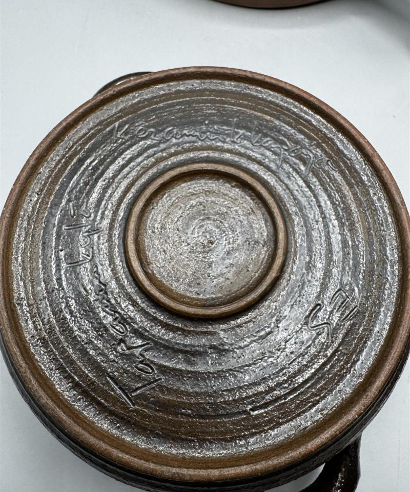 Talonpoikais keramiikkapata ja pannu