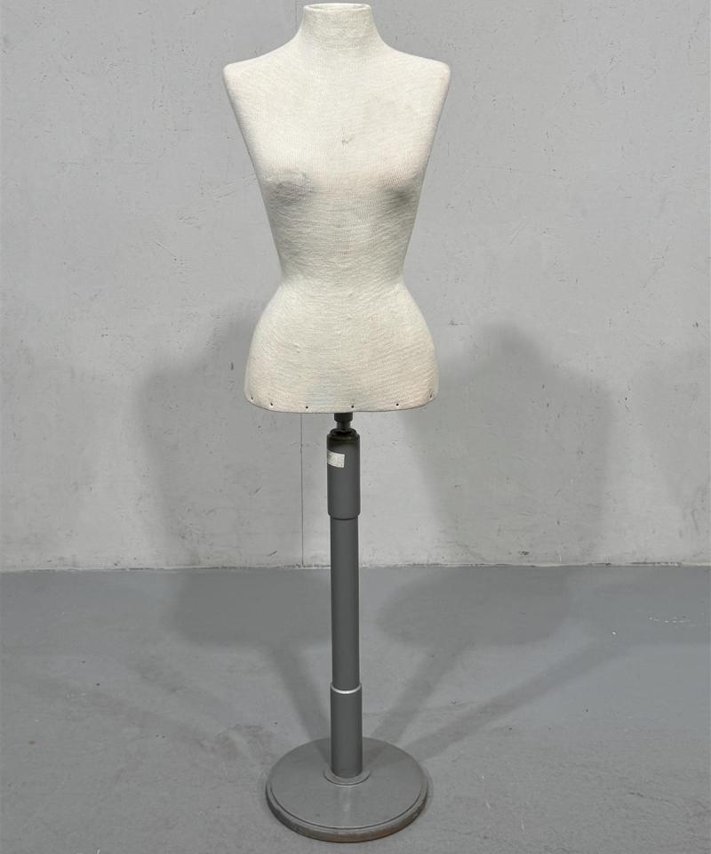 Säädettävä mallinukke