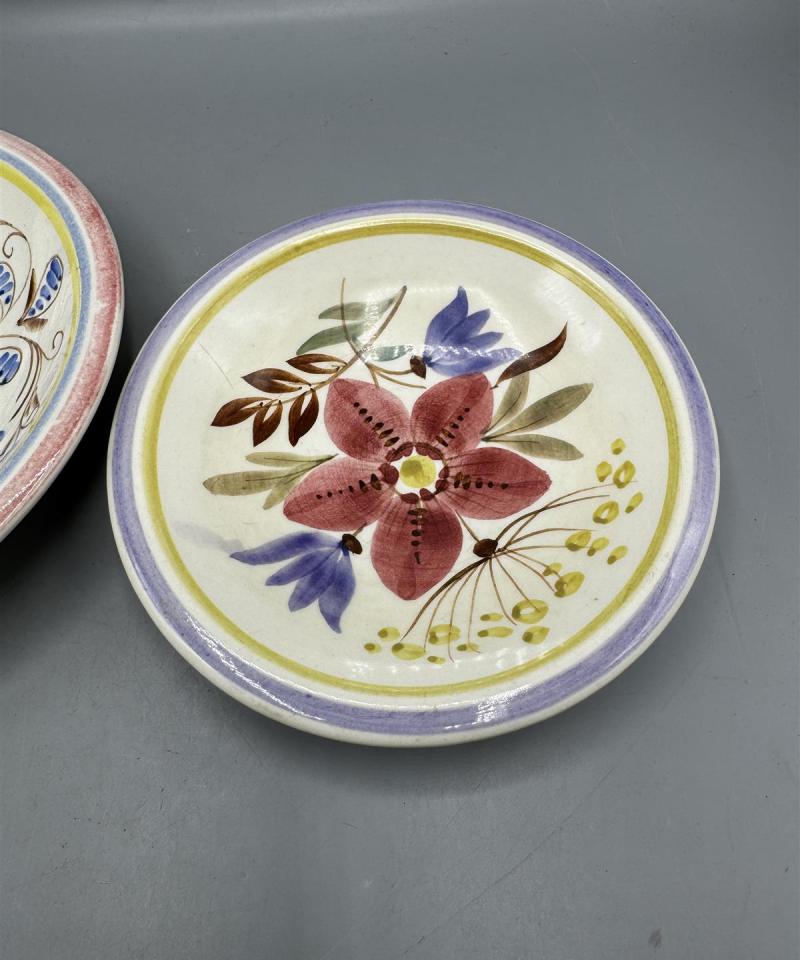 Arabia käsinmaalatut lautaset (2 kpl)