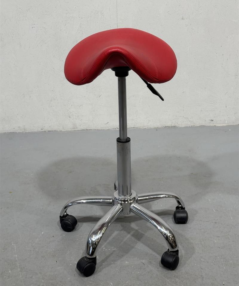 Satulatuoli, punainen