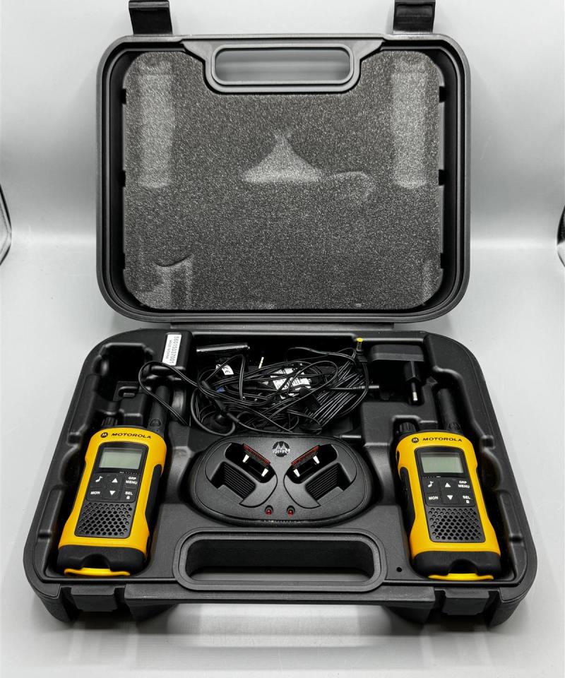 Motorola TLKR T80 Extreme -radiopuhelinsetti (2kpl)
