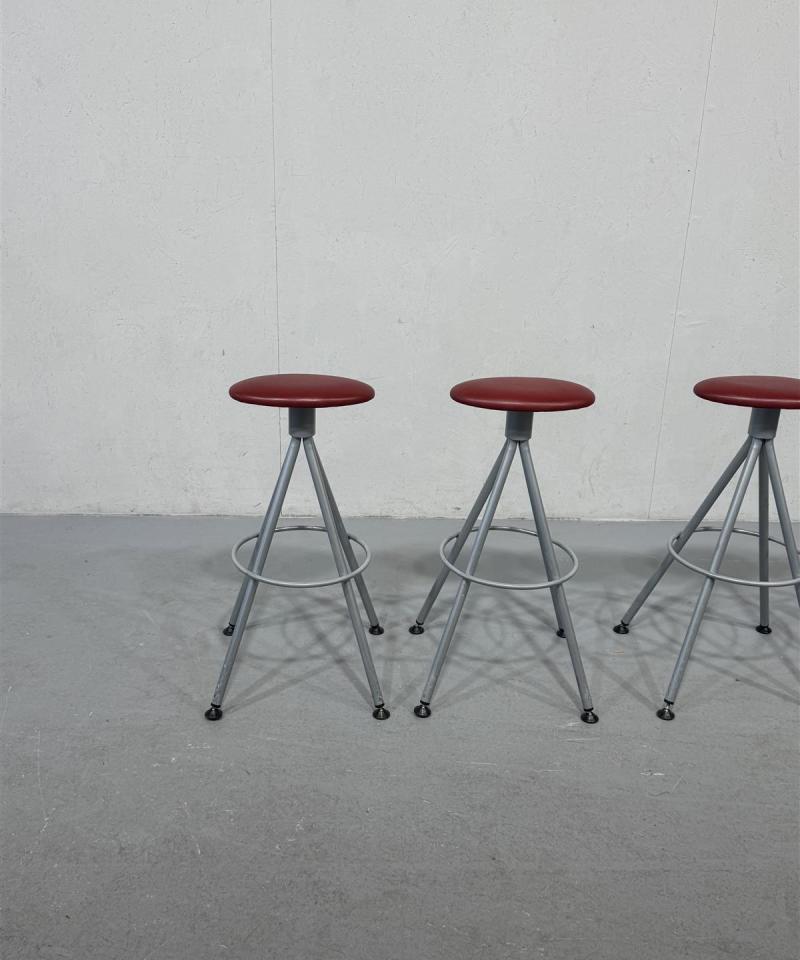 Punaiset jakkarat (4kpl)