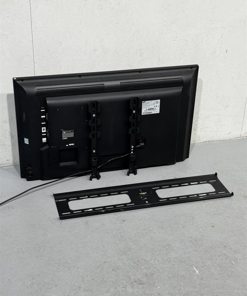 Samsung MD40C näyttö (6 kpl)