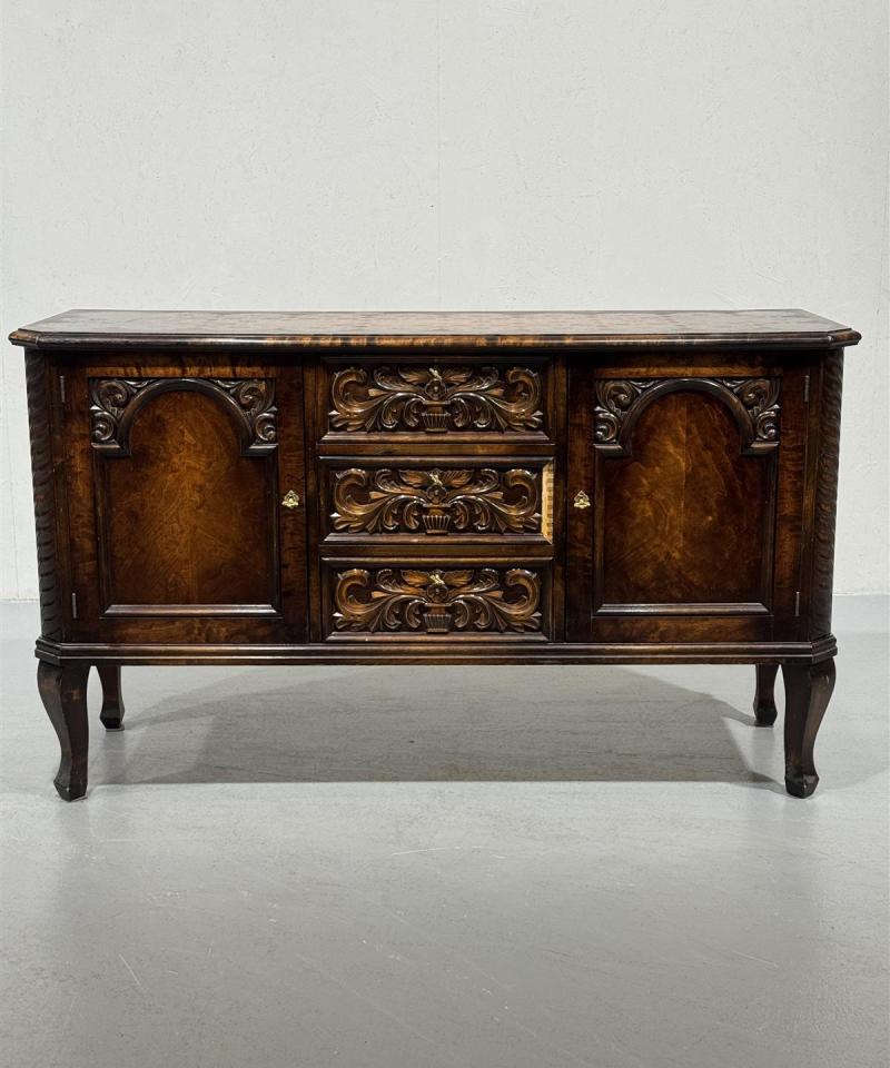 Vintage barokki senkki puu ruskea