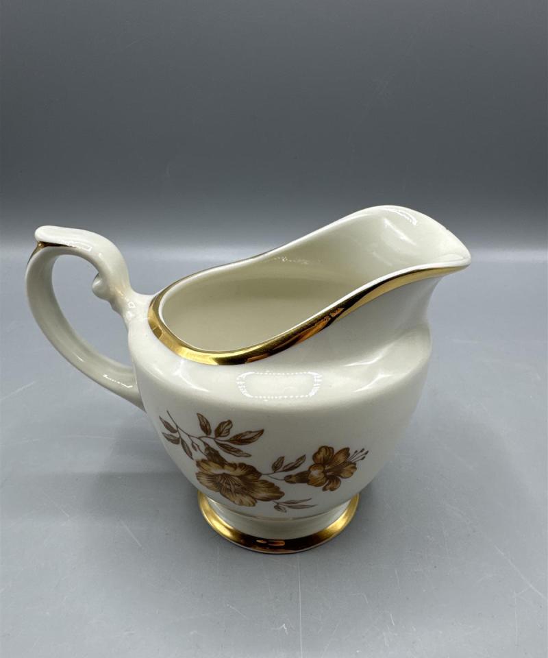 Arabia Myrna astiasto (15 osaa)