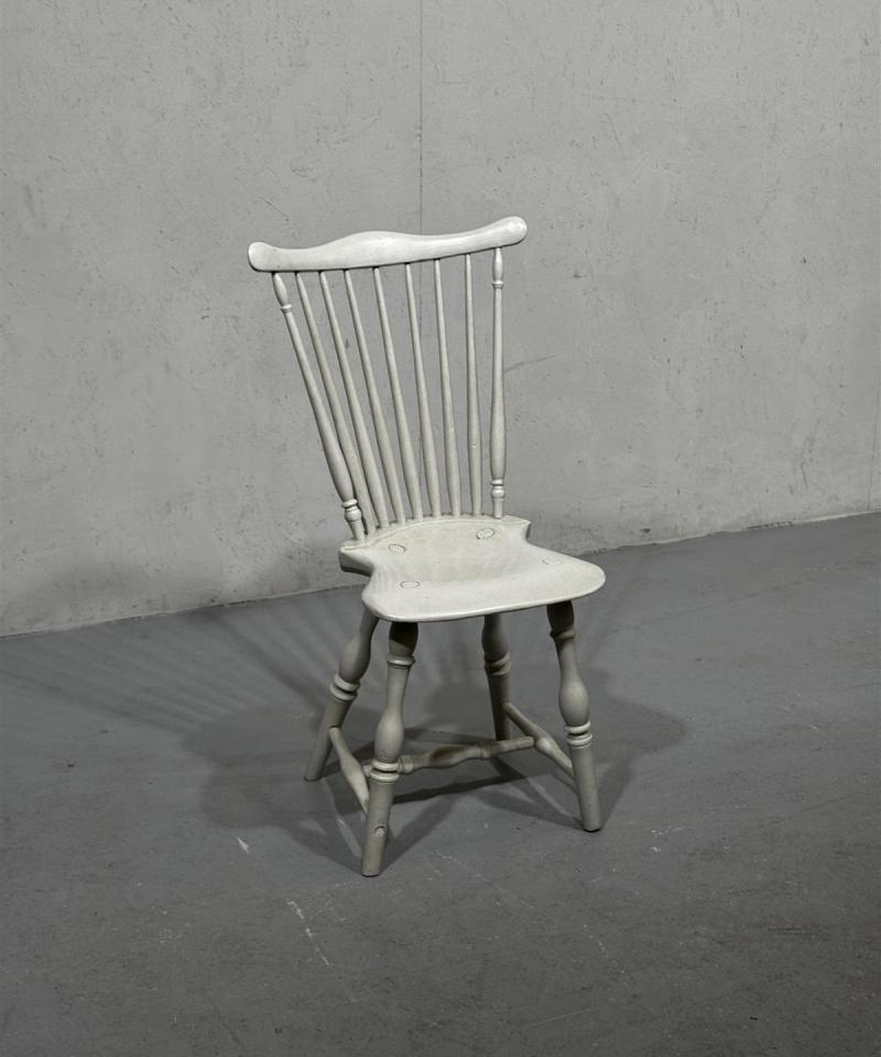 Vintage pinnatuoli vaalea