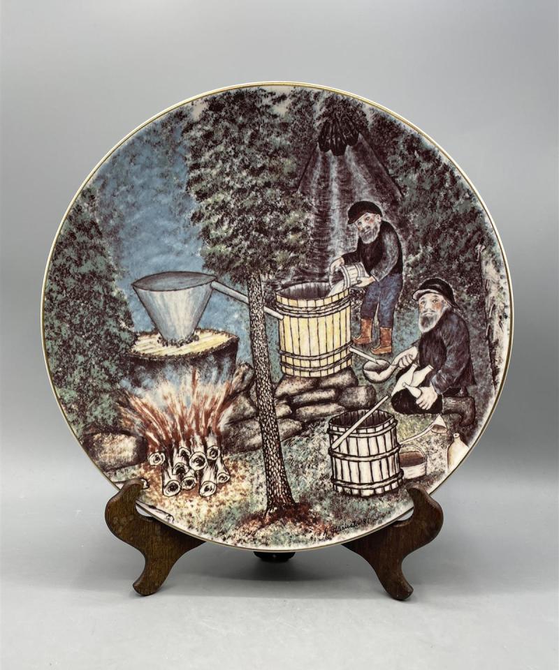 Arabia Art Lappi taidelautanen, Andreas Alariesto -81