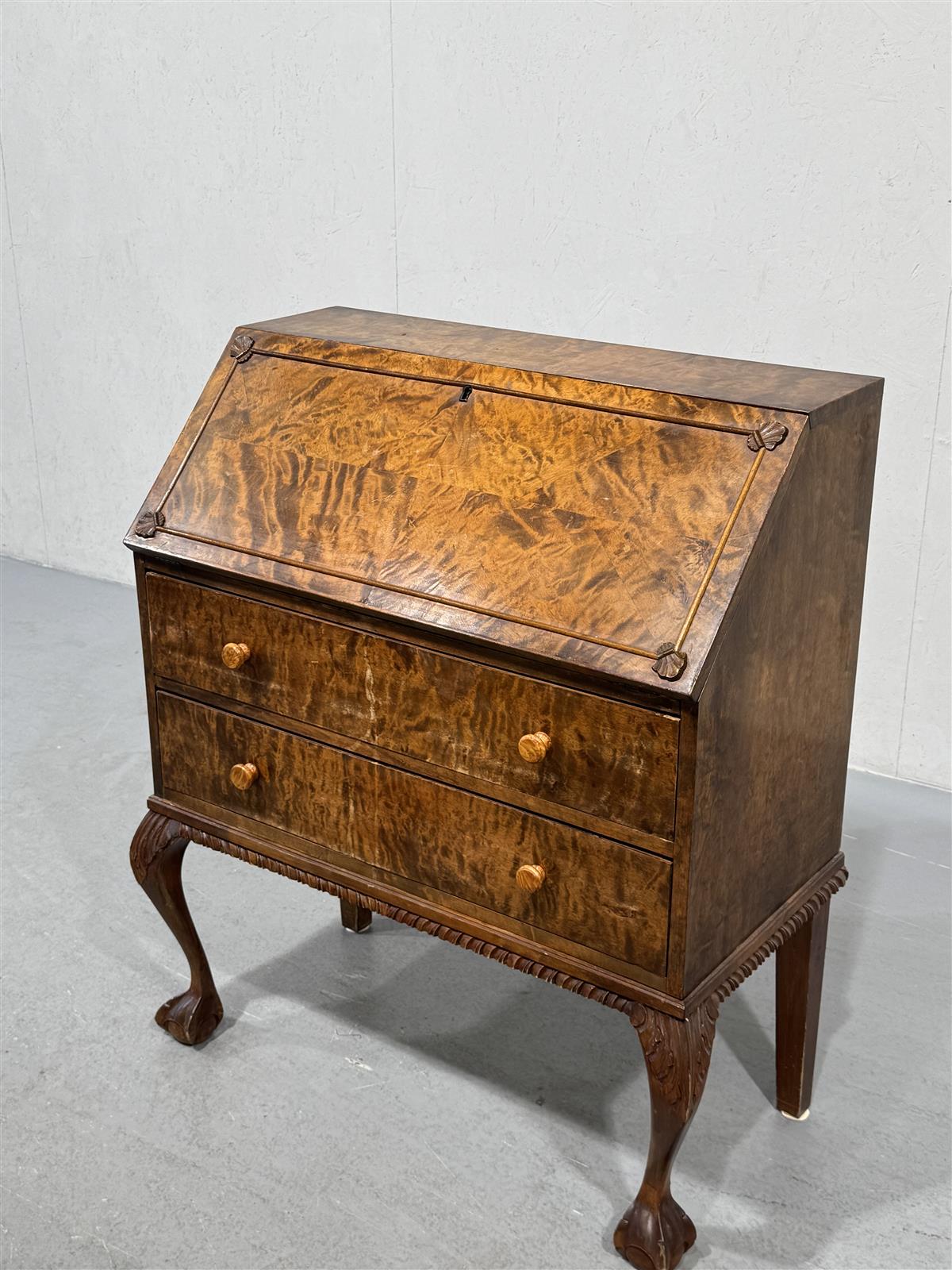 Rokokoo kirjoituslipasto