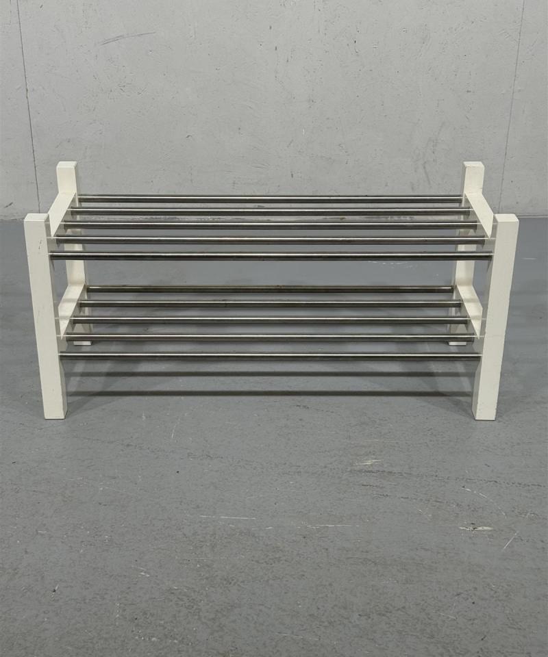 Kenkäteline valkoinen