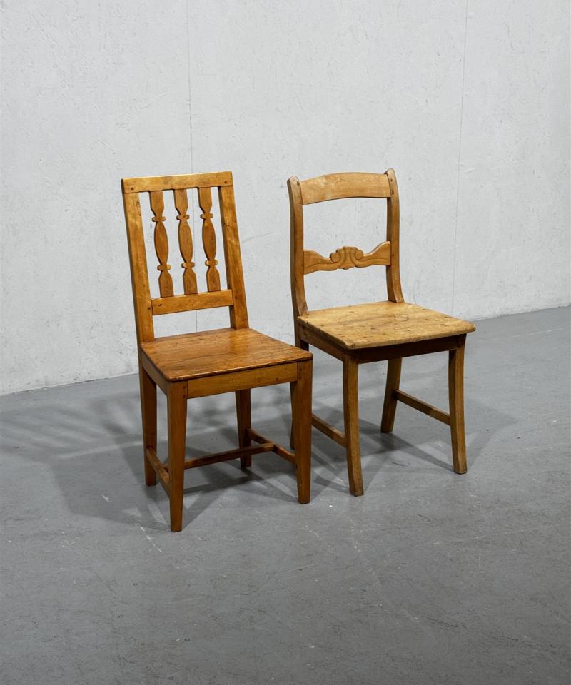 Antiikki puutuolit (2 kpl)