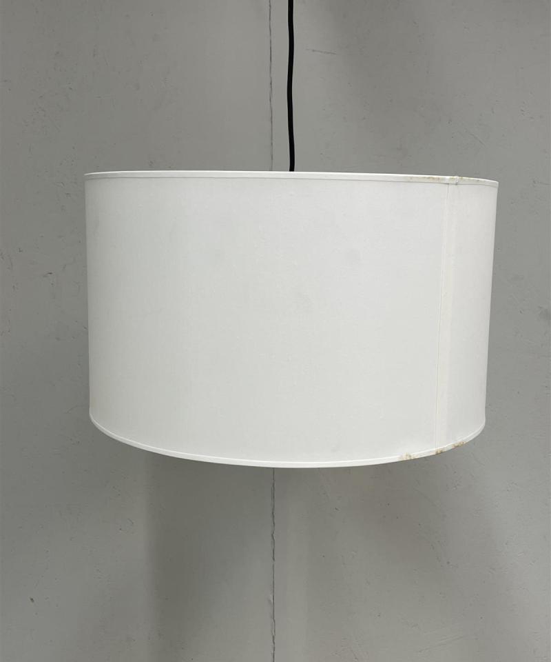 Valkoinen riippuvalaisin