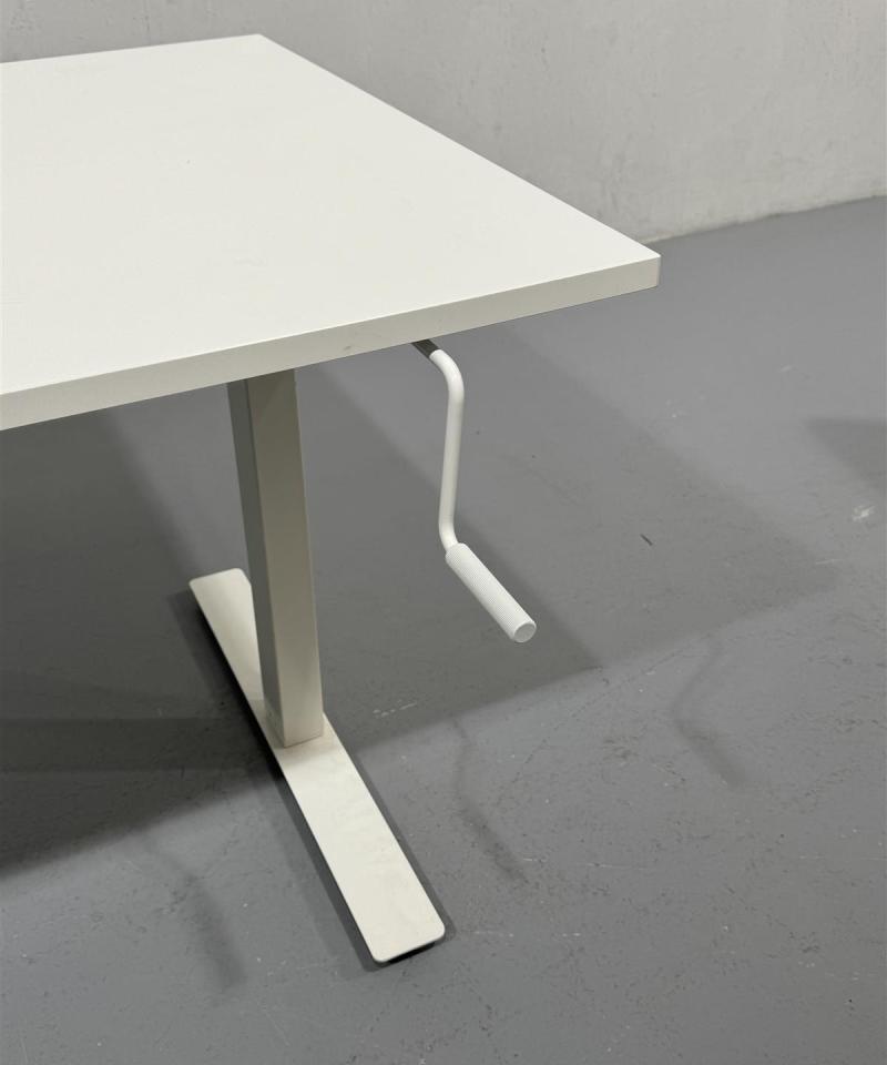 Ikea Skarsta työpöytä 160x80 ja Malkholm työtuoli