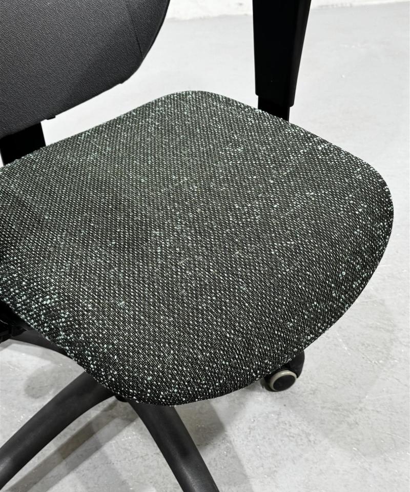 Isku toimistotuoli harmaa-kangas