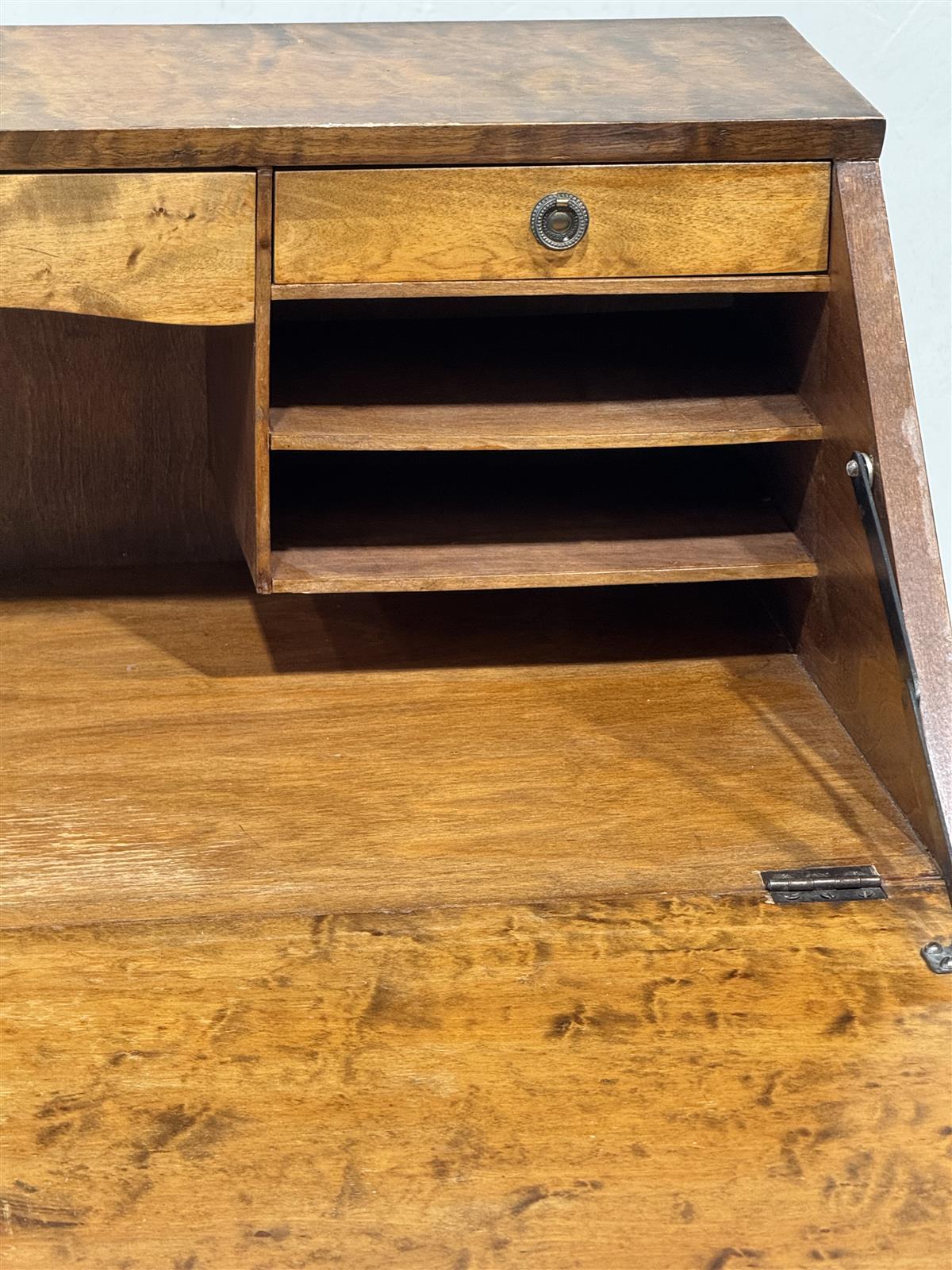 Rokokoo kirjoituslipasto