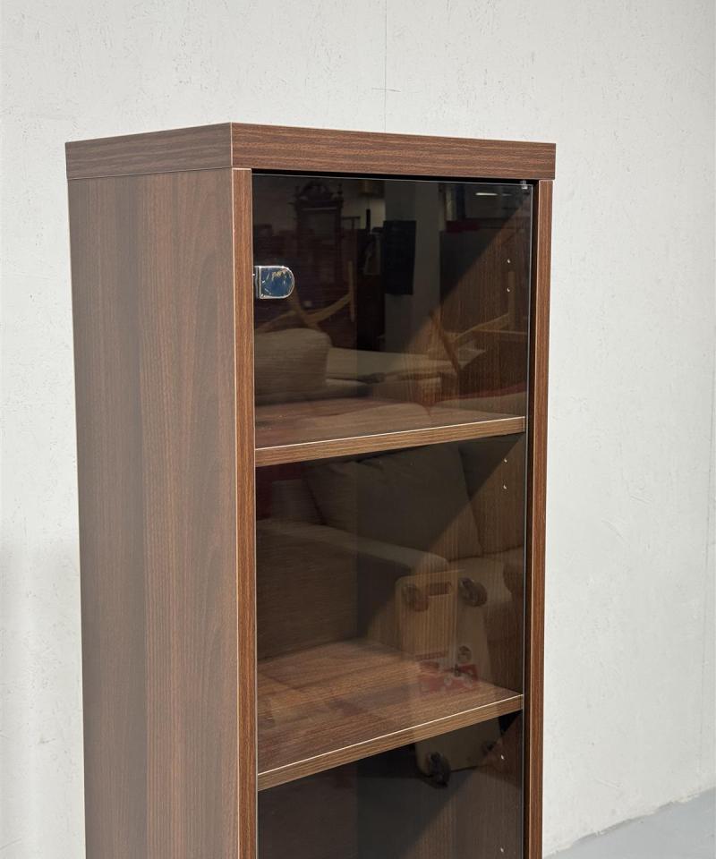 Vitriinikaappi ruskea