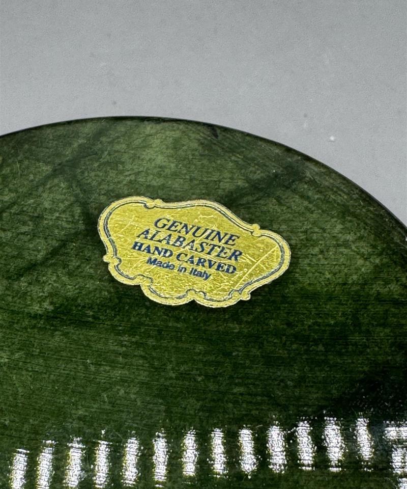 Alabasterirasia vihreä