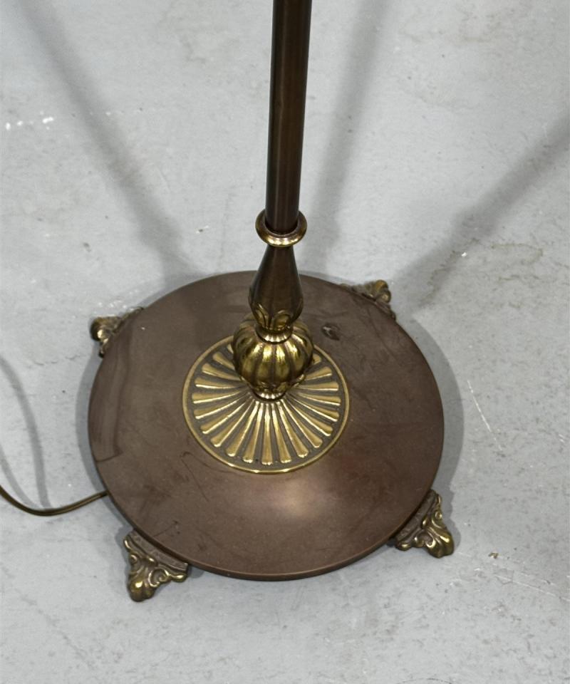 Vintage lattiavalaisin