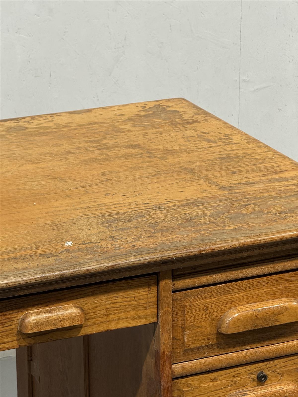 Billnäs kirjoituspöytä 150x80