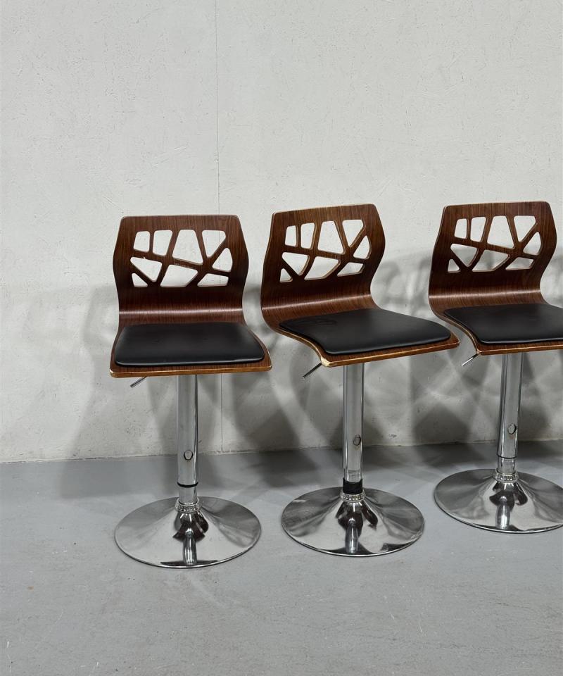 Moderni Petersburg baarituoli (6kpl)