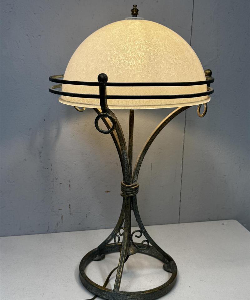 Rustiikki pöytävalaisin