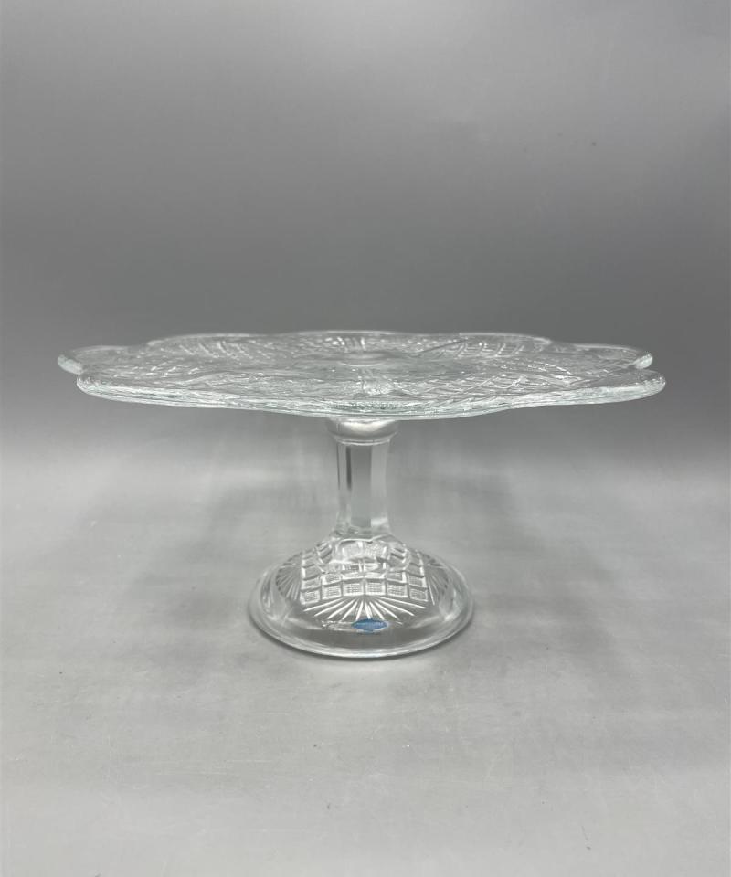 Nuutajärvi jalallinen kakkuvati