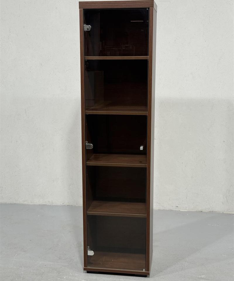 Vitriinikaappi ruskea