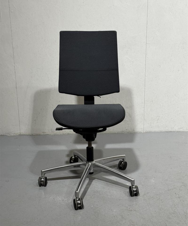 Isku Slim toimistotuoli harmaa (käsinojaton)