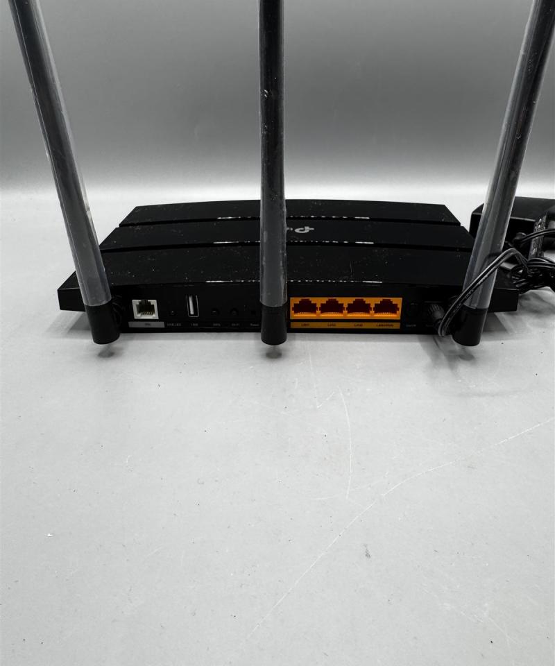 TP-Link Archer VR400 AC1200 reititin