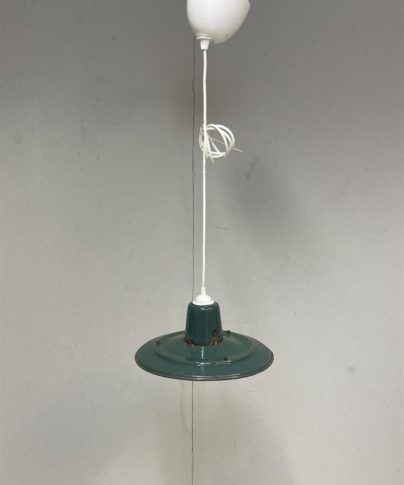 Vintage teollisuusvalaisin metalli vihreä (A)